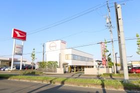 会社全景 大通りに面しております。