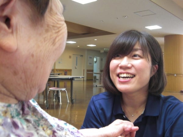 介護福祉士（国家資格・普通自動車免許）