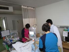医師による回診風景