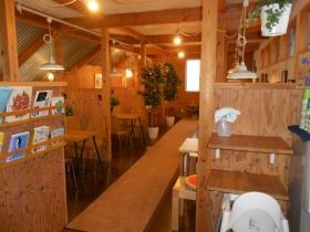 鞍馬サンド 店内２