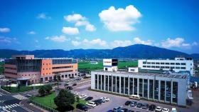 本社及び本社工場社屋