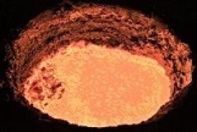 鋳物を構成する材料を調整し規定値の品質に仕上げます