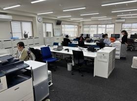 事務所の風景（２階でワンフロア）