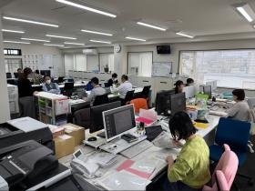 事務所の風景（２階でワンフロア）