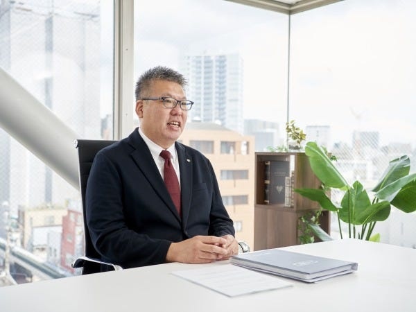 課長の奥園です。宅建資格があれば未経験でも大歓迎です。一緒に営業スタッフのサポートをして縁の下の力持ちになりましょう。