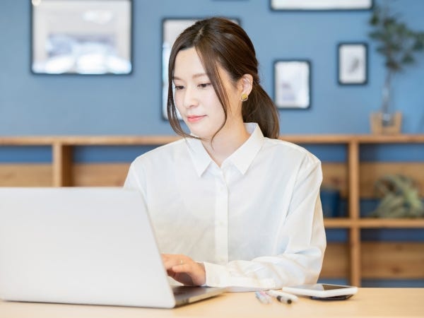 【事務職】当社のオフィスワークは「総合的な事務業務」です。ただ入力、電話対応、データ作成だけでは無いので業務を通じて日々の成長を実感できます