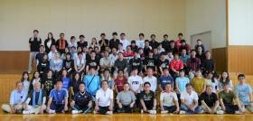 厚生大会 全社員が集まりソフトバレーボールやボーリングなど