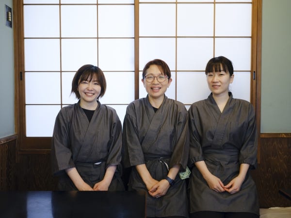 店舗スタッフ・の店舗スタッフ（未経験歓迎）