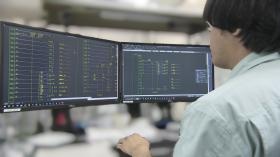 制御設計 仕事風景