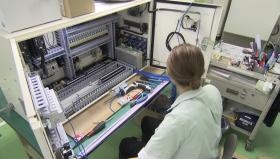 制御盤製作 仕事風景