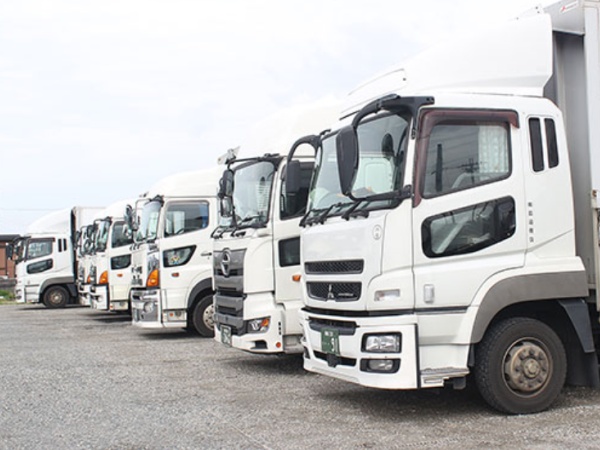 4tトラックドライバー