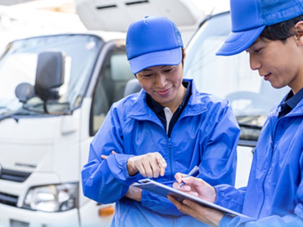 4tトラックドライバー