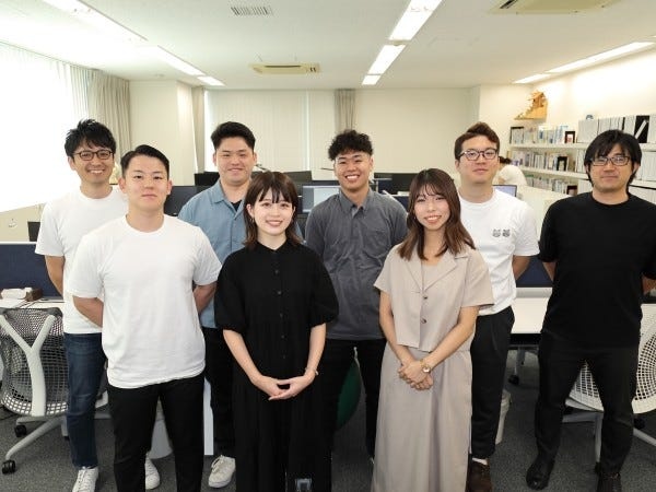 資格取得を目指すメンバーが多く、実務を積みながらお互いに切磋琢磨しています。