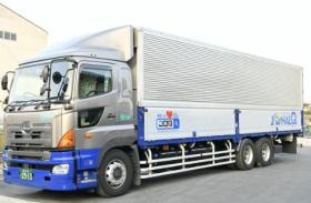 ナルキュウの大型トラック