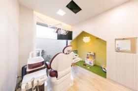 個室診療室（キッズルーム付き）