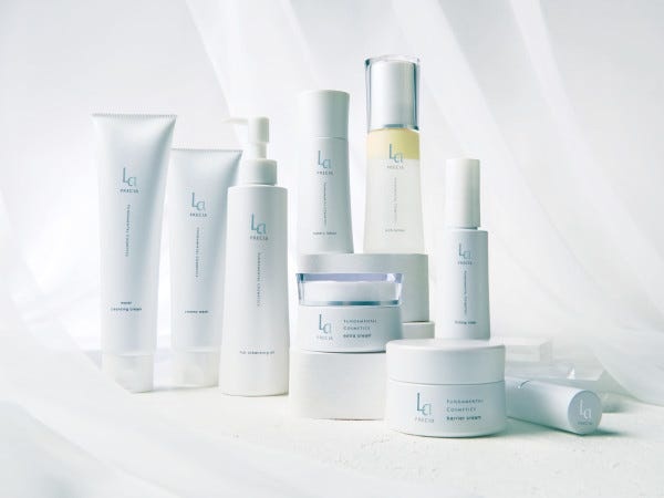 基礎化粧品：ラプレシアシリーズ