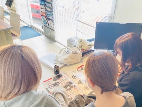 書類選考無し！面接当日に履歴書をお持ち下さい！面接地：横浜市都筑区富士見が丘17-15横浜レンタカー本部にて実施