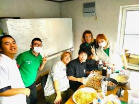 ホームのみんなで集合写真です