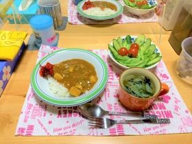 らしくホームの食事