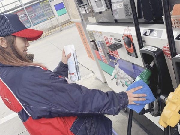 ガソリンスタンドスタッフ（未経験歓迎・未経験者歓迎）