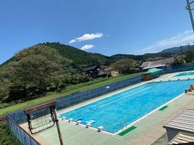 芝川Ｂ＆Ｇ海洋センター内「夏季屋外プール」