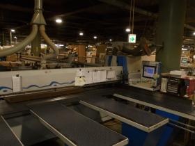 お客様のご要望に合わせて様々な形に加工ししていきます。