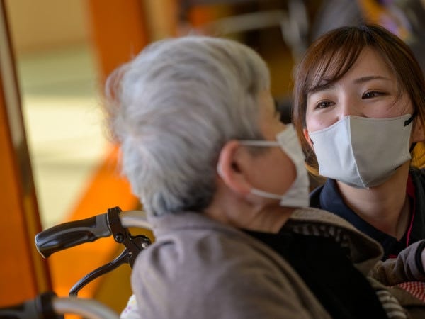 介護職員・夜勤専従介護職員（WワークOK・勤務時間相談可）