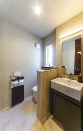 事業所の打合せ室のトイレ