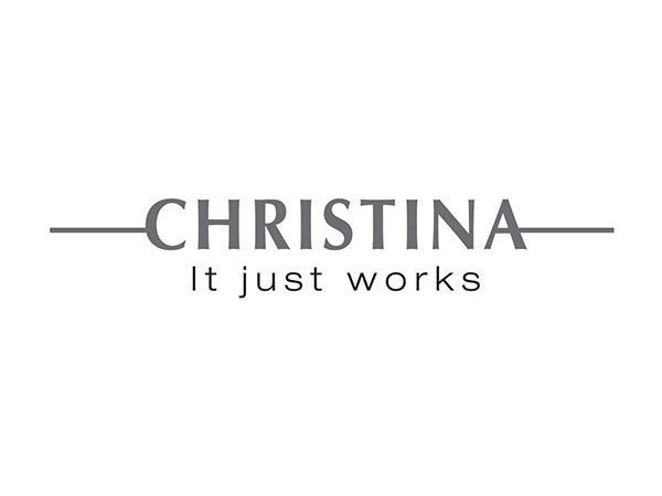 ブランドロゴ　CHRISTINAのデザインはシンプルで洗練されたものに統一されています