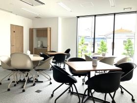 本社 休憩スペース