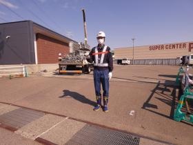 弊社従業員警備風景