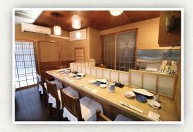 天孝店内カウンター席