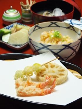 最高の素材の天ぷらでのおもてなし