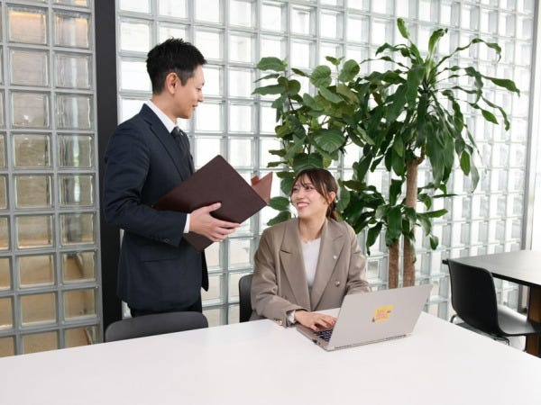 人間味に溢れた温かい人間が多く、困っている仲間を放っておけないような、"いい意味でおせっかい"な人間たちが集う会社。フォロー体制は万全です◎