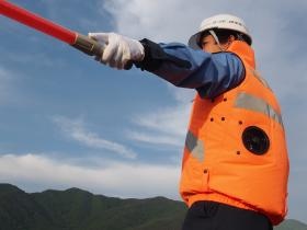 「空調ベスト」熱中症対策として全員に無料貸出を行っています