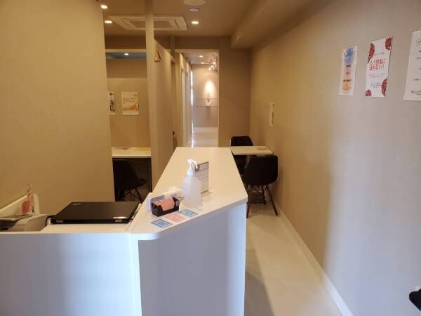 営業の受付カウンセラー・幹部候補・美容医療クリニックにおける受付カウンセラー（販売経験者は歓迎・当院では業界未経験者）