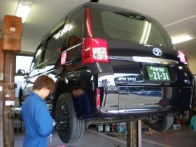 清瀬営業所 整備もしっかり行います。