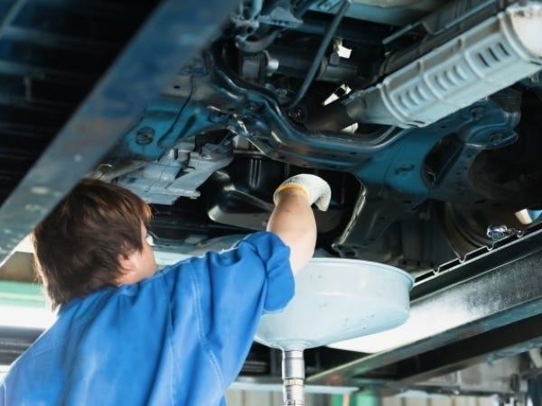 高時給2,000円の整備士のお仕事です！