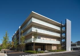 ２０２０年オープンの綺麗な建物です