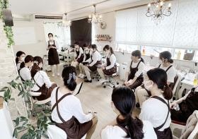 定期的な全体研修を実施しています