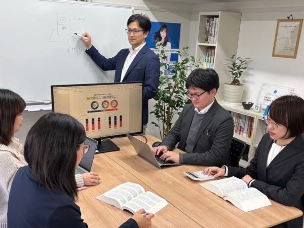 月1回の研修風景です。