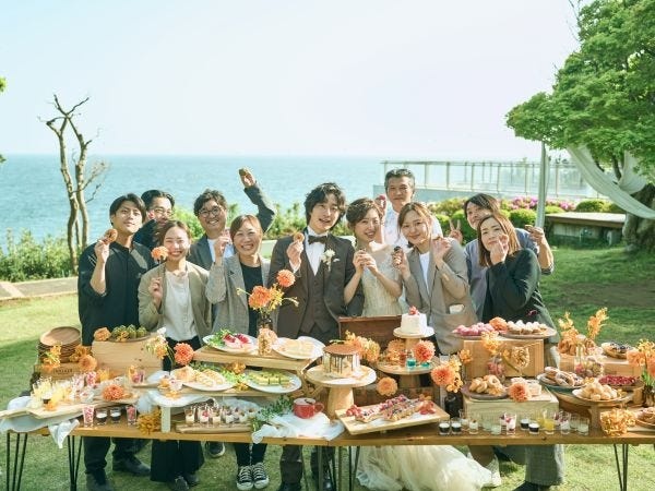 あなたと一緒に働く社員メンバーです！なんでもい相談してくださいね！