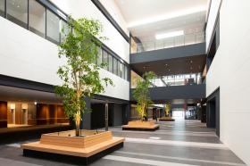 開放的かつ上質な空間です