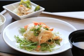 職員食堂はワンコインです