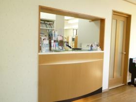 ひがし歯科医院ー受付（守谷）