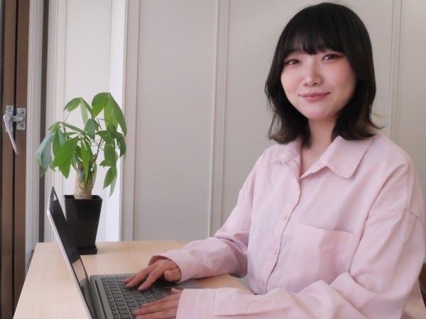 私たちは20~30代を中心としていて、男女比6:4です。みんな和気あいあいとお仕事しています！