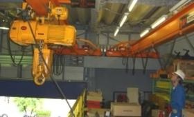 お客様の安全確保に努め、日本のものづくりを支える仕事です。