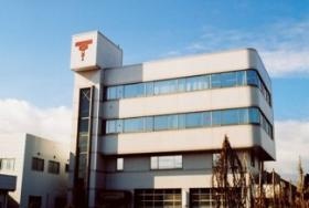 昭和４７年創業。各種クレーンの点検会社で全国１位の規模！