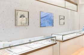 ２０代後半から３０代前半の女性がご来店されます。