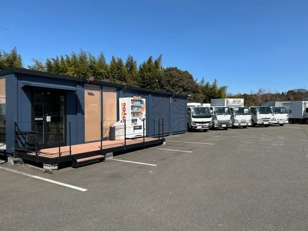 トラックの販売（未経験OK）